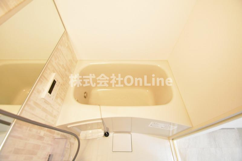 東大阪市荒本２丁目のアパートの浴室