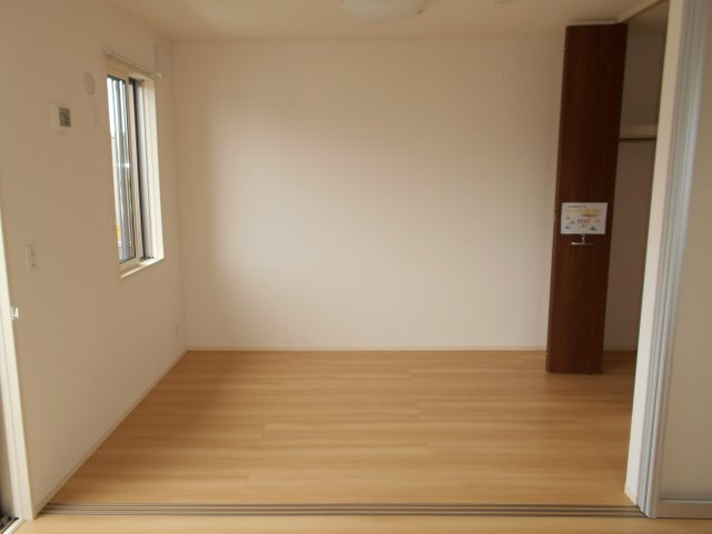 グランディョーゾ レガーメの洋室|新築時撮影
