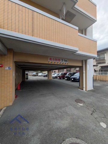 シティマンション春日の駐車場