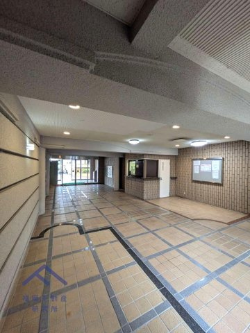 シティマンション春日のエントランス