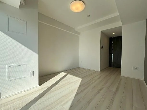 Ｍ－ＲＥＳＩＤＥＮＣＥ西巣鴨の居間・リビング