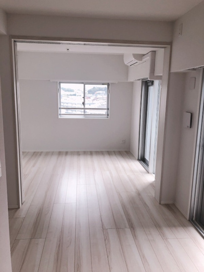 【居間・リビング】 | リヴシティ横濱新川町弐番館