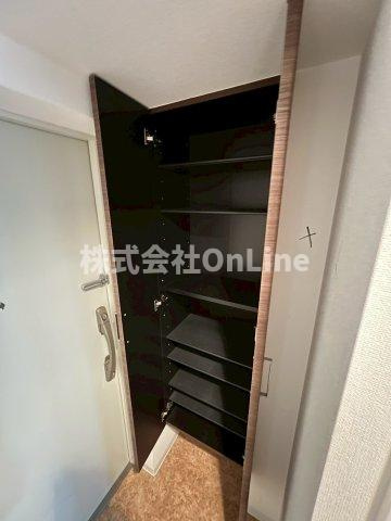 東大阪市長田西４丁目の賃貸マンションの収納