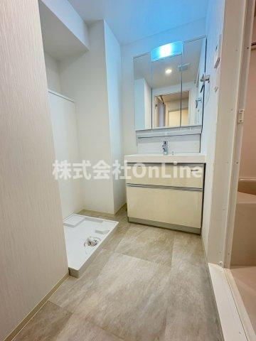 東大阪市長栄寺の賃貸マンションの洗面所