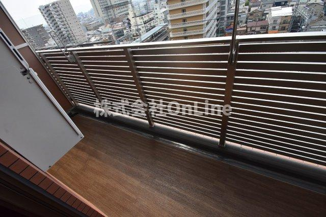 東大阪市長栄寺の賃貸マンションのバルコニー
