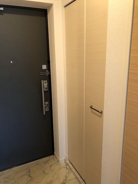 エルパティオＢ棟 Bの玄関