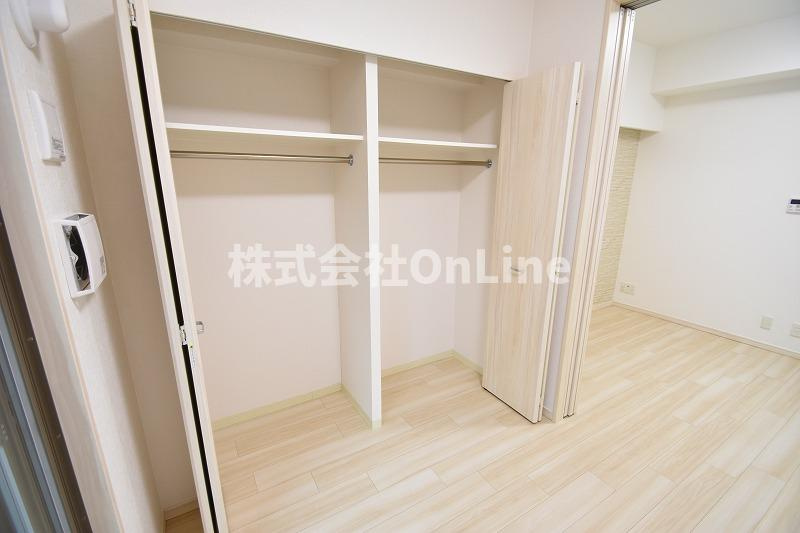 東大阪市足代北１丁目の賃貸マンションの収納