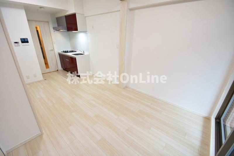 東大阪市足代北１丁目の賃貸マンションの洋室