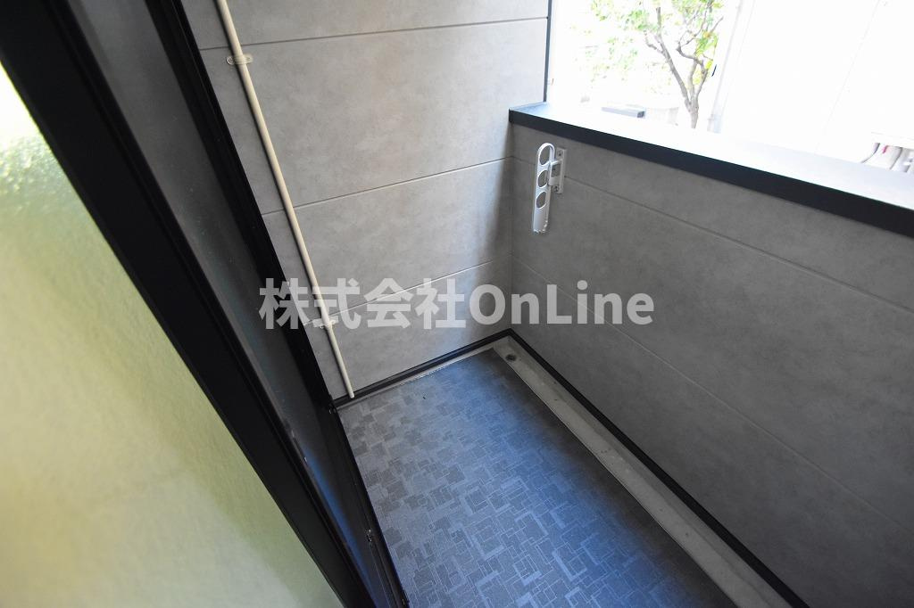 大阪市生野区小路東５丁目のアパートのバルコニー