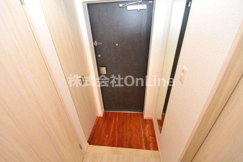 東大阪市足代北１丁目の賃貸マンションの玄関