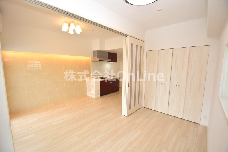 東大阪市足代北１丁目の賃貸マンションの内装