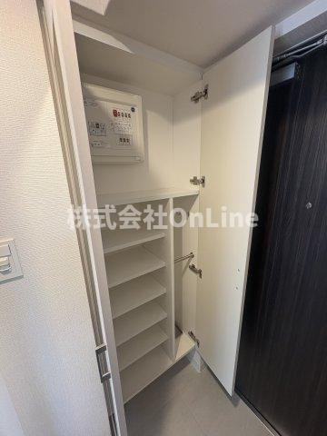 東大阪市菱江３丁目の賃貸マンションの収納