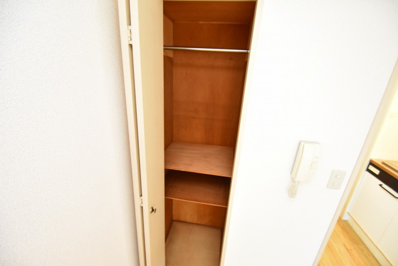 東大阪市高井田の賃貸マンションの収納
