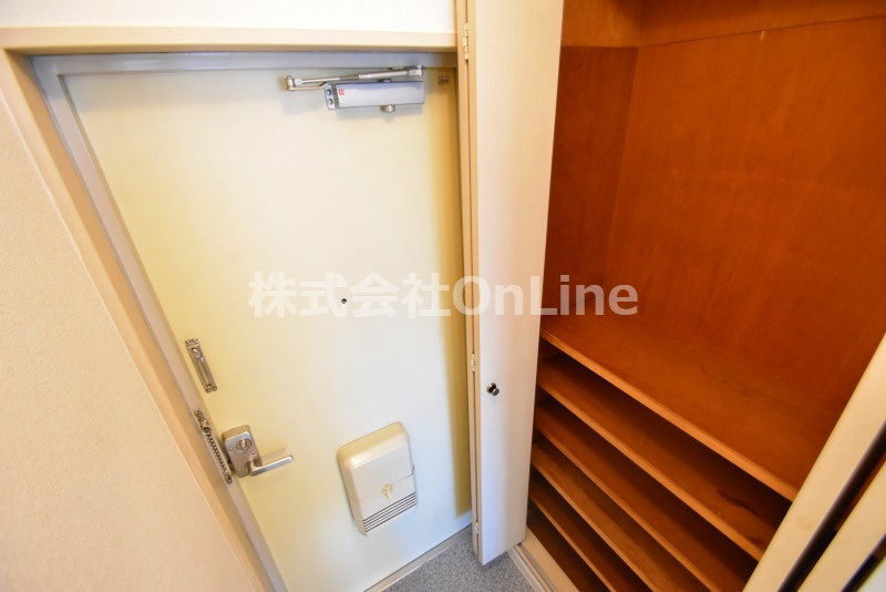 東大阪市高井田の賃貸マンションの収納