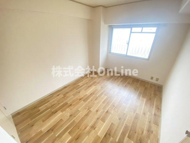 東大阪市荒本新町の賃貸マンションの洋室
