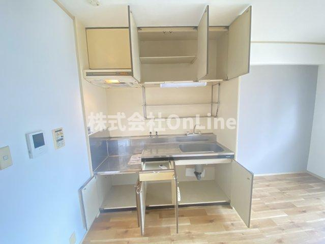 東大阪市荒本新町の賃貸マンションの収納