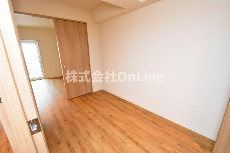 東大阪市足代新町の賃貸マンションの寝室