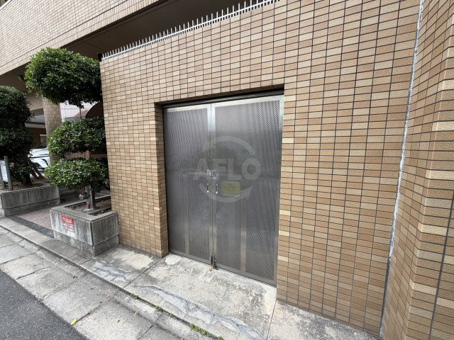 シーナリ江坂のその他|ゴミ置き場