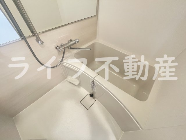 スプランディット高井田の浴室|日々の疲れを癒すお風呂付です