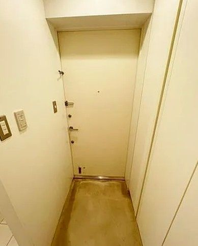 ルビア中野坂上の玄関