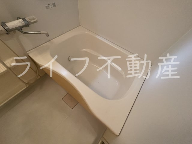 ジィプソフィラの浴室|ゆったり過ごせるお風呂です