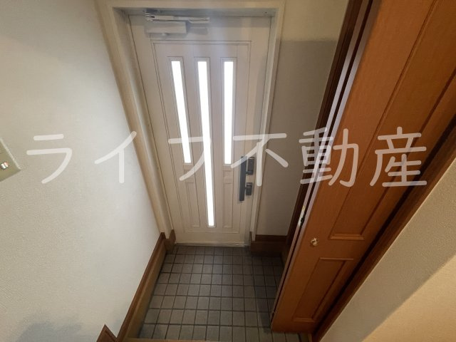 ジィプソフィラの玄関|きれいな玄関です
