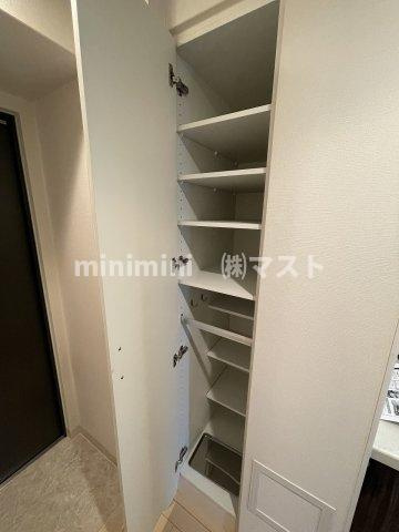 エスリード大阪城公園の玄関|※建物内別間取参考写真