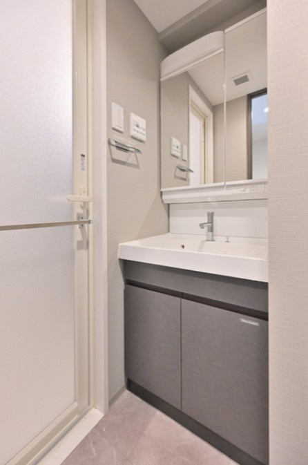 Ｍ－ＲＥＳＩＤＥＮＣＥ西巣鴨の洗面所