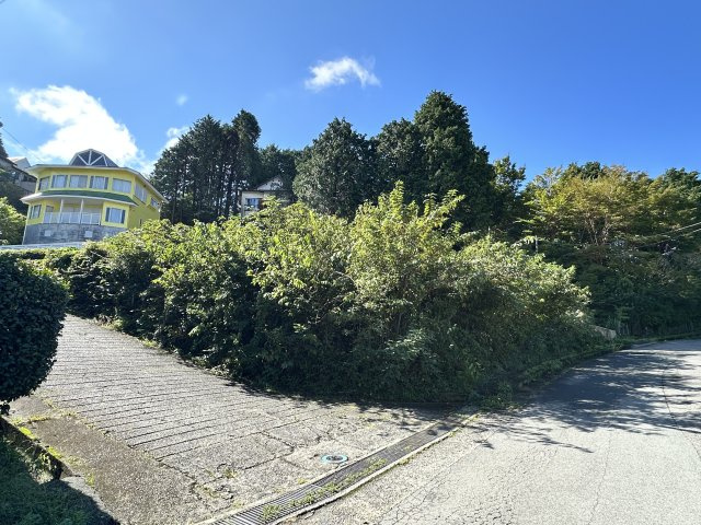 函南町　南箱根ダイヤランドの外観|陽当りの良い角地