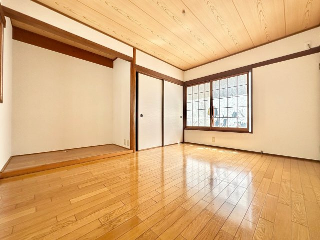 【洋室】の画像