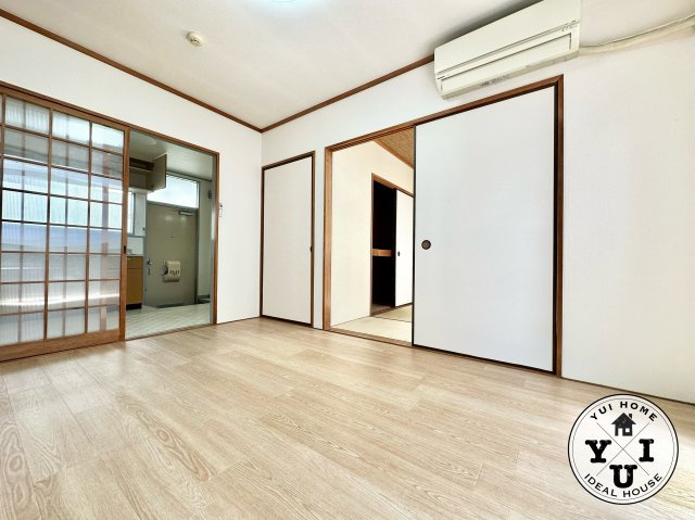 【居間・リビング】の画像
