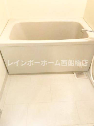 ステラコート行徳の浴室