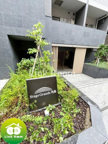 ステージグランデ向島のエントランス