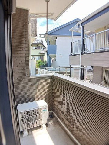 グランディール藤川のバルコニー