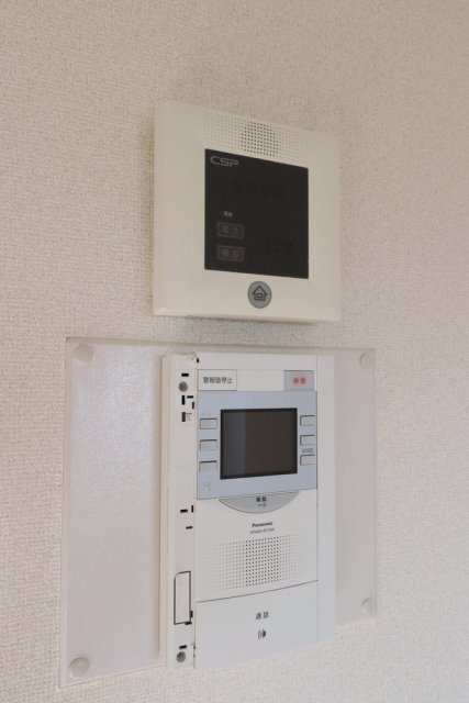 ライオンズマンシヨン三軒茶屋第６のセキュリティ|モニター付オートロック