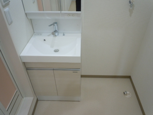 フジパレス服部本町Ⅱ番館の洗面所