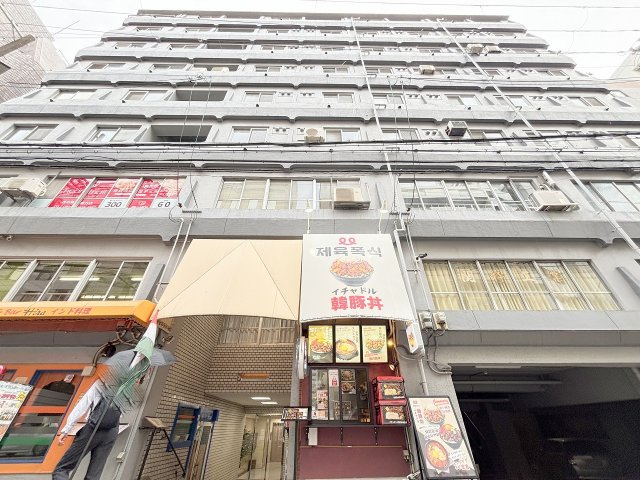 チサンマンション第3新大阪の外観