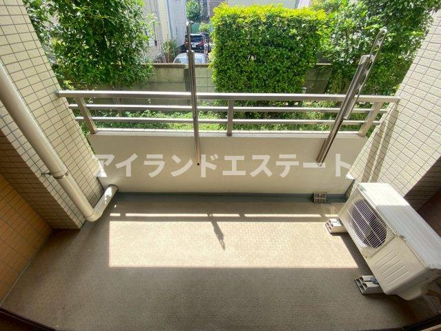 WISTERIA KOMAZAWA　床暖房　免震構造　駅近　バイク置場のバルコニー|※別号室参考写真
