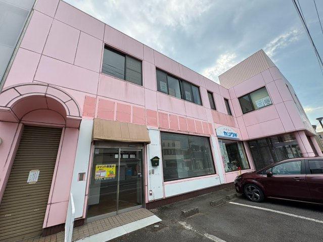 カシワギビルの外観
