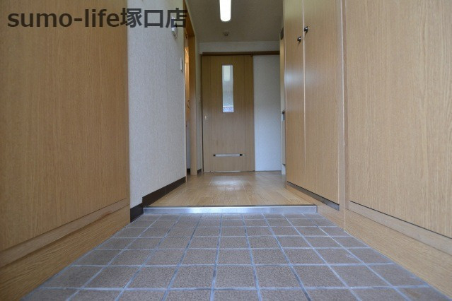 マーガレットハイツの玄関