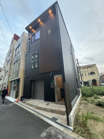 LIFE BLDG