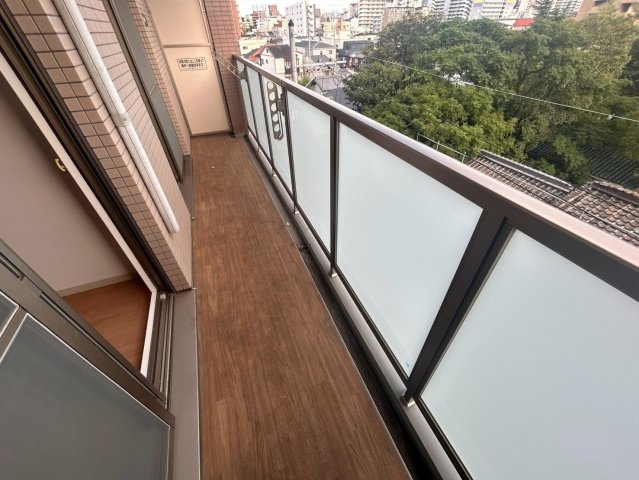 Grand toitのバルコニー