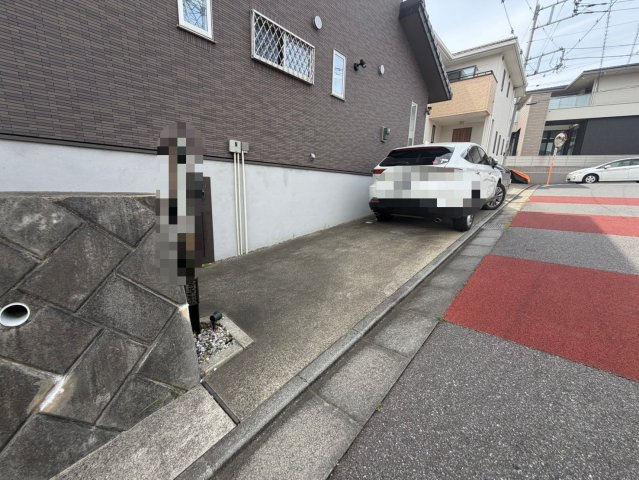 【駐車場】