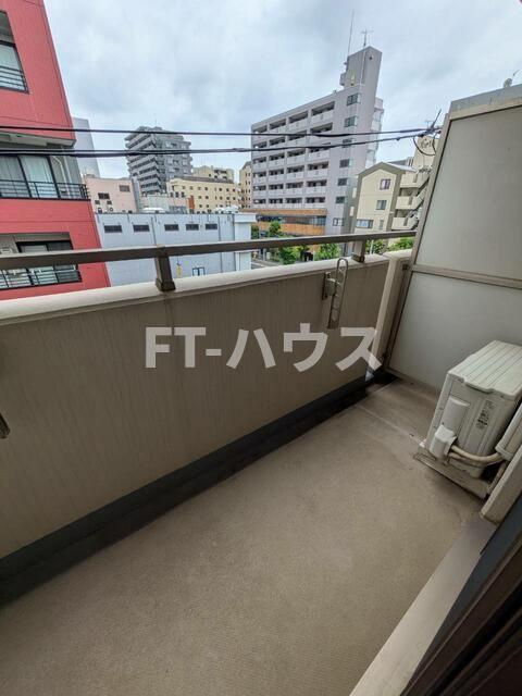 ヴィレッジハウス幕張本郷のバルコニー