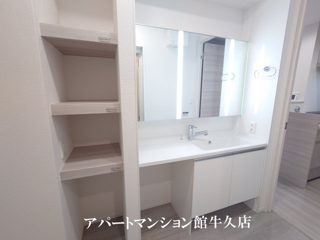 Ravewel田宮の独立洗面台