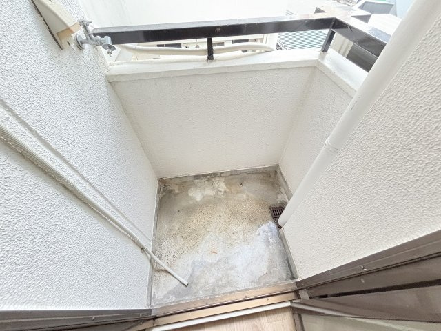 Renatus新大阪のバルコニー