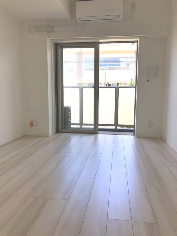 川崎市多摩区宿河原２丁目の賃貸マンションの居間・リビング