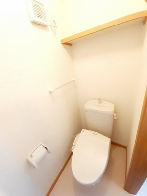 【トイレ】 | ミルトシティＡ | 落ち着いた色調のトイレです