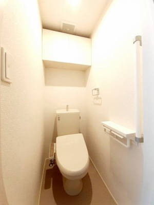 【トイレ】 | サンガーデン | 落ち着いた色調のトイレです