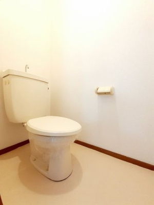 【トイレ】 | パールハイツ秋山 | コンパクトで使いやすいトイレです